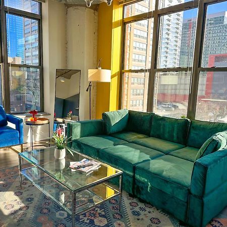 Bright 2Br Luxury Corner Suite With Optional Parking Sleeps 6 Guests Near Mccormick Place And Soldier Field Chicago Luaran gambar