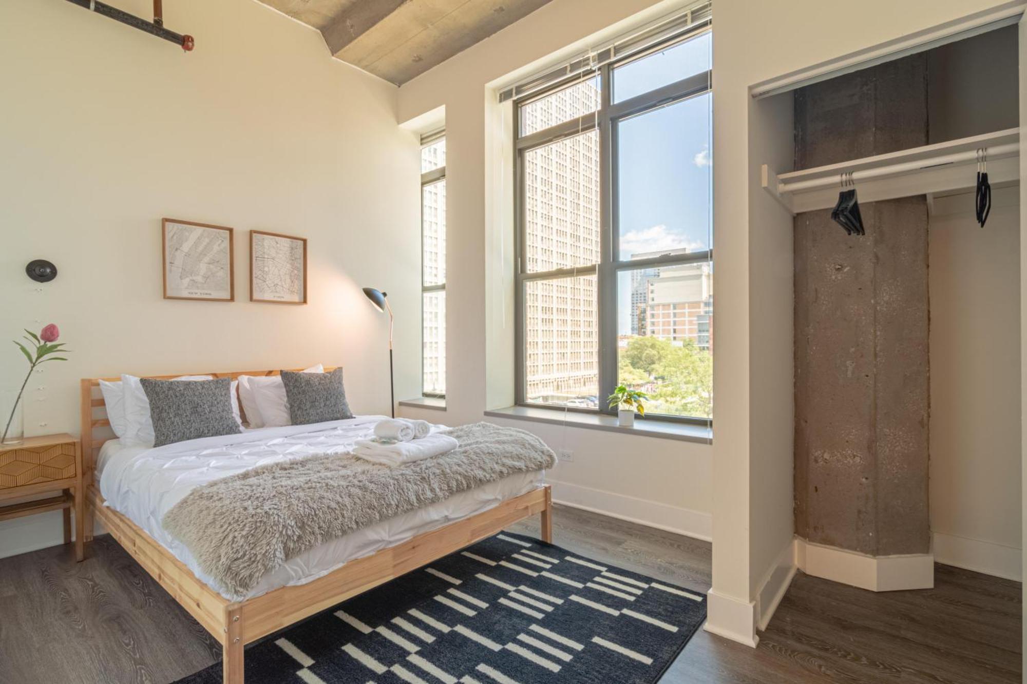 Bright 2Br Luxury Corner Suite With Optional Parking Sleeps 6 Guests Near Mccormick Place And Soldier Field Chicago Luaran gambar